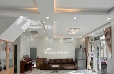 Hẻm 5m Ô TÔ Lê Văn Sỹ Thông Bùi Thị Xuân P.1 Tân Bình 50m2, 2 Tầng 3PN. Chỉ 9 tỷ